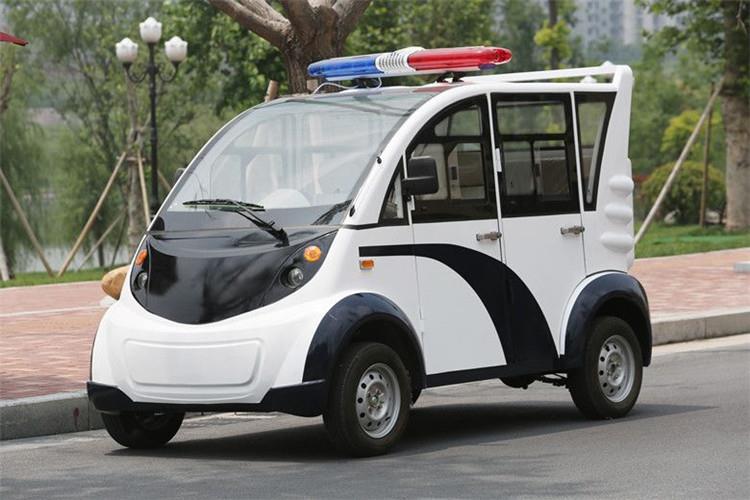 電動巡邏車動力系統(tǒng)上，大容量電池組，提供超長續(xù)駛里程