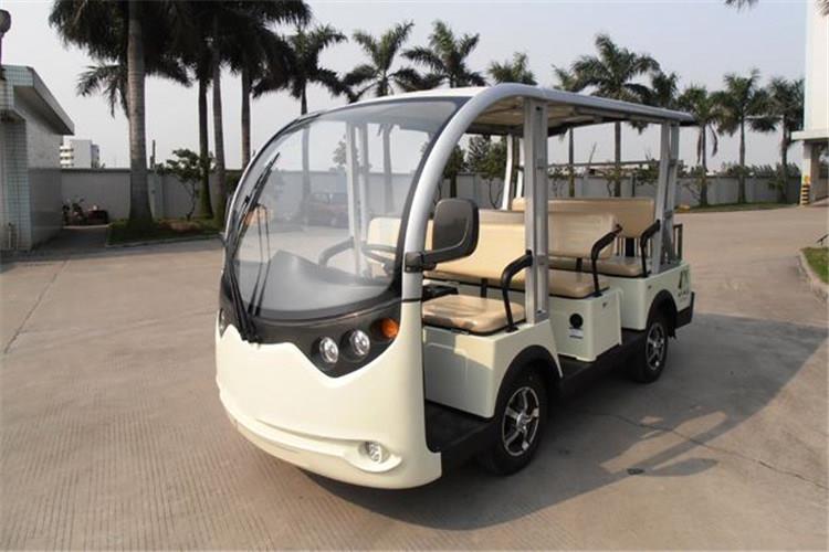 如電動觀光車儀表壞，用十字起拆掉固定儀表四角的螺絲，更換新的儀表重新安裝