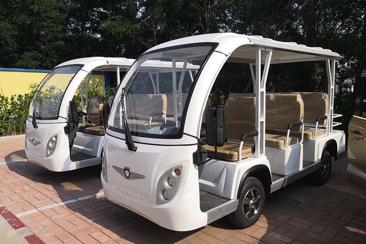 一般而言，電動觀光車的充電時長一般在6-8小時，續(xù)航里程在80-100KM